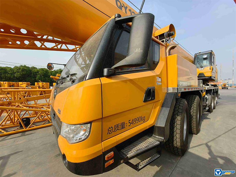 XCMG QY130K8C 130ton used crane boom truck for sale - 모바일 크레인 : 사진 2 XCMG QY130K8C 130ton used crane boom truck for sale - 모바일 크레인 : 사진 2