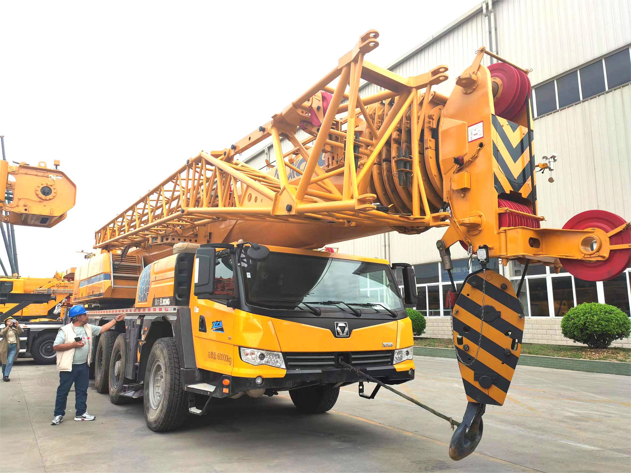 XCMG XCA160L8 Used 160 Ton Hydraulic Mobile All Terrain Truck Crane Price for Sale - 전천후 지형 크레인 : 사진 4 XCMG XCA160L8 Used 160 Ton Hydraulic Mobile All Terrain Truck Crane Price for Sale - 전천후 지형 크레인 : 사진 4