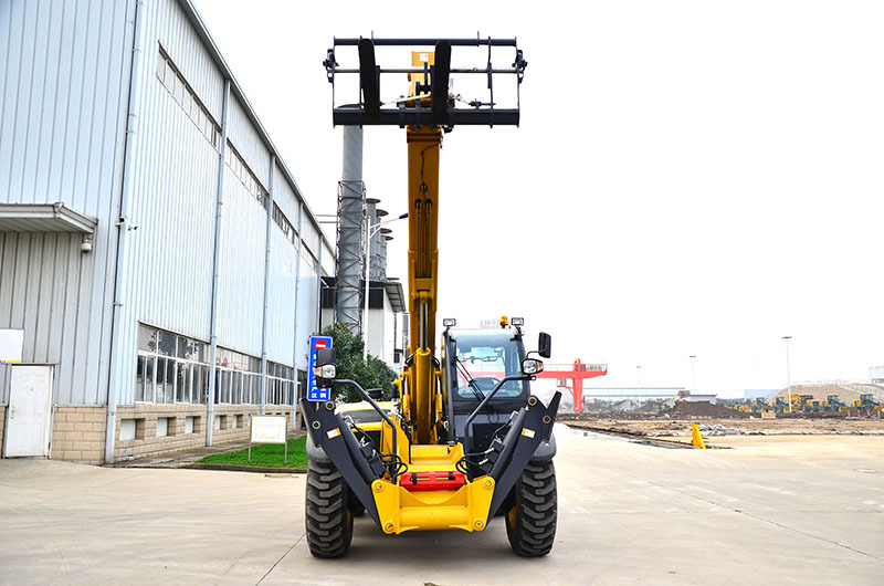 XCMG XTF1256K 5.4ton used diesel forklift loader telehandler for sale - 텔레스코픽 핸들러 : 사진 5 XCMG XTF1256K 5.4ton used diesel forklift loader telehandler for sale - 텔레스코픽 핸들러 : 사진 5