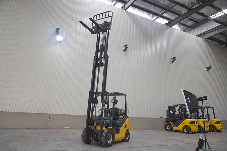 XCMG official 2.5 ton Tier 4 engine 5000 lb LPG gas lift truck propane forklift - LPG 지게차 : 사진 4 XCMG official 2.5 ton Tier 4 engine 5000 lb LPG gas lift truck propane forklift - LPG 지게차 : 사진 4