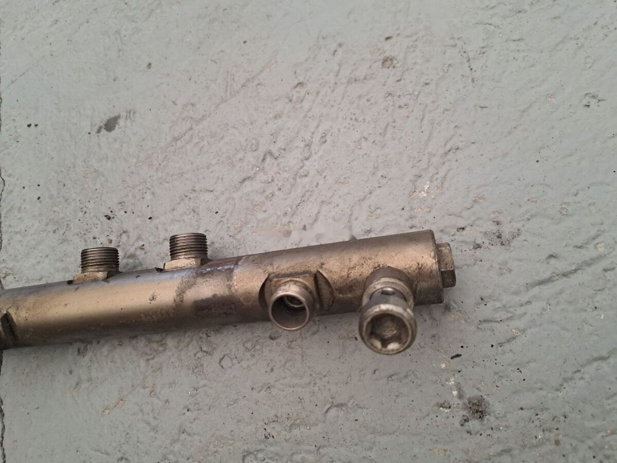 Commonrail pressure pipe Mercedes-Benz ACTROS MP4 A4710780245 Mercedes-Benz ACTROS MP4 truck - 연료 시스템 트럭 용 : 사진 2 Commonrail pressure pipe Mercedes-Benz ACTROS MP4 A4710780245 Mercedes-Benz ACTROS MP4 truck - 연료 시스템 트럭 용 : 사진 2
