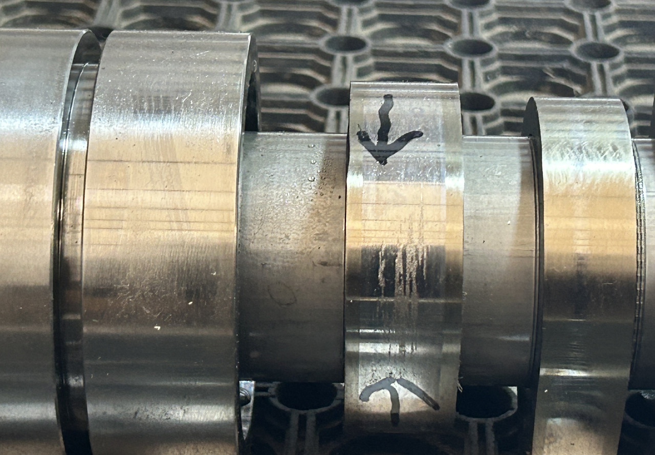 DAF CAMSHAFT DAF XF 106 480 530 - 캠샤프트 : 사진 3 DAF CAMSHAFT DAF XF 106 480 530 - 캠샤프트 : 사진 3