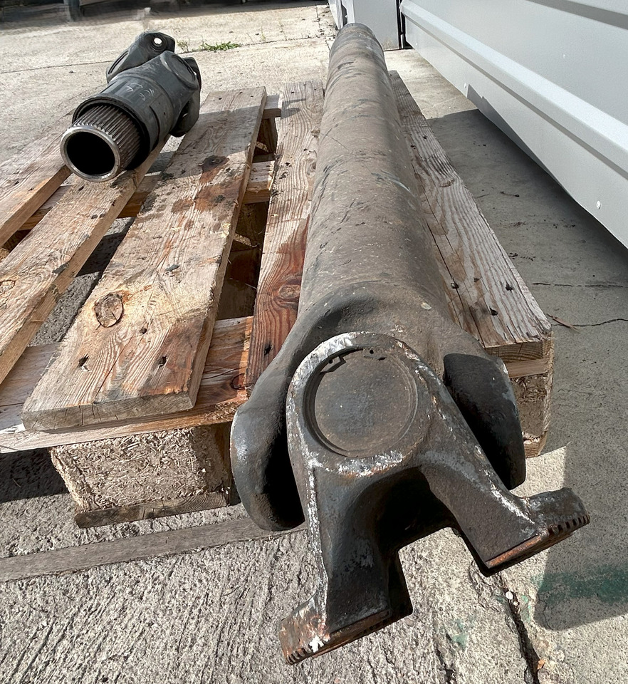 DAF CF EURO 6 440 DRIVE SHAFT LENGTH 1640 MM - 프로펠러 샤프트 : 사진 3 DAF CF EURO 6 440 DRIVE SHAFT LENGTH 1640 MM - 프로펠러 샤프트 : 사진 3