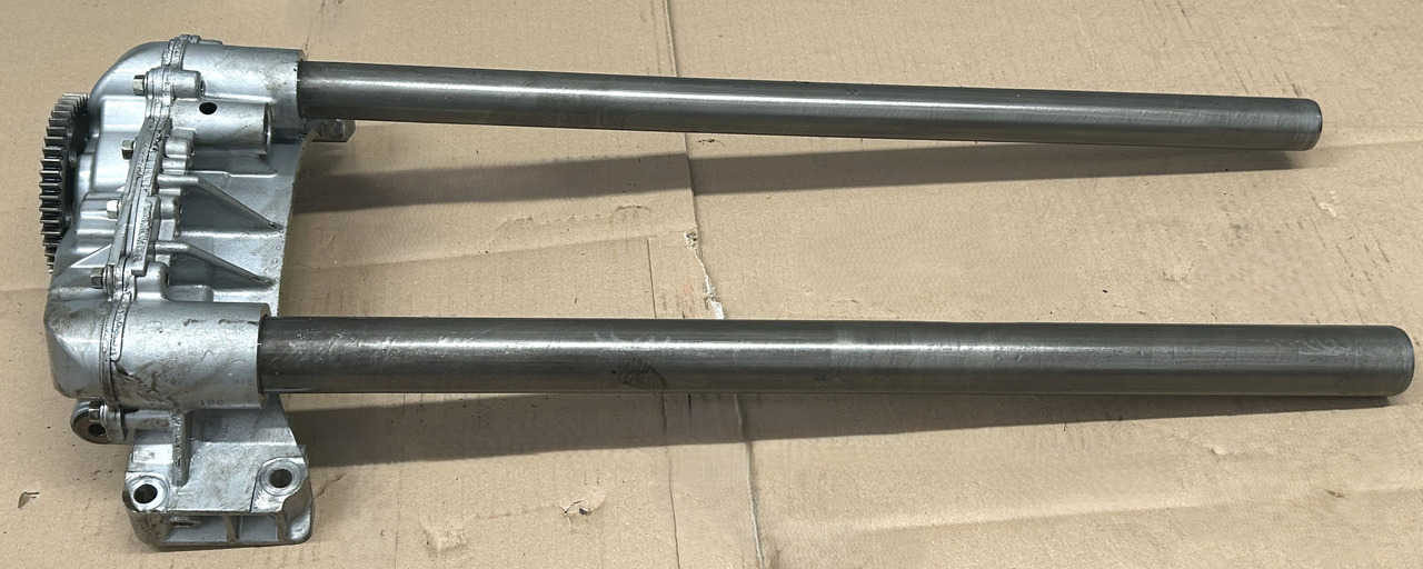 DAF OIL PUMP WITH PIPES DAF XF 106 480 - 오일 펌프 : 사진 1 DAF OIL PUMP WITH PIPES DAF XF 106 480 - 오일 펌프 : 사진 1