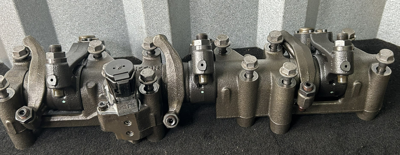 DAF XF 106 480 530 MX ROLLER ARM KEYPAD - 푸시로드 : 사진 3 DAF XF 106 480 530 MX ROLLER ARM KEYPAD - 푸시로드 : 사진 3