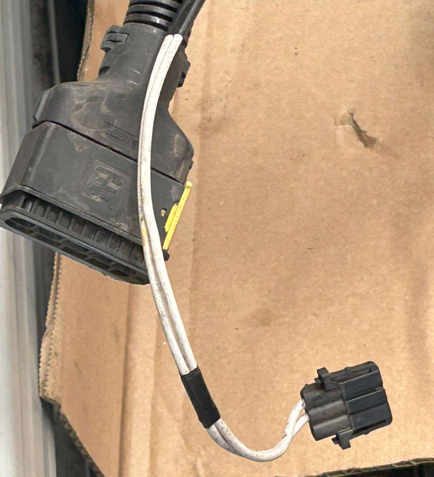 DAF XF 106 ELECTRICAL HARNESS - 케이블/ 와이어 하니스 : 사진 3 DAF XF 106 ELECTRICAL HARNESS - 케이블/ 와이어 하니스 : 사진 3