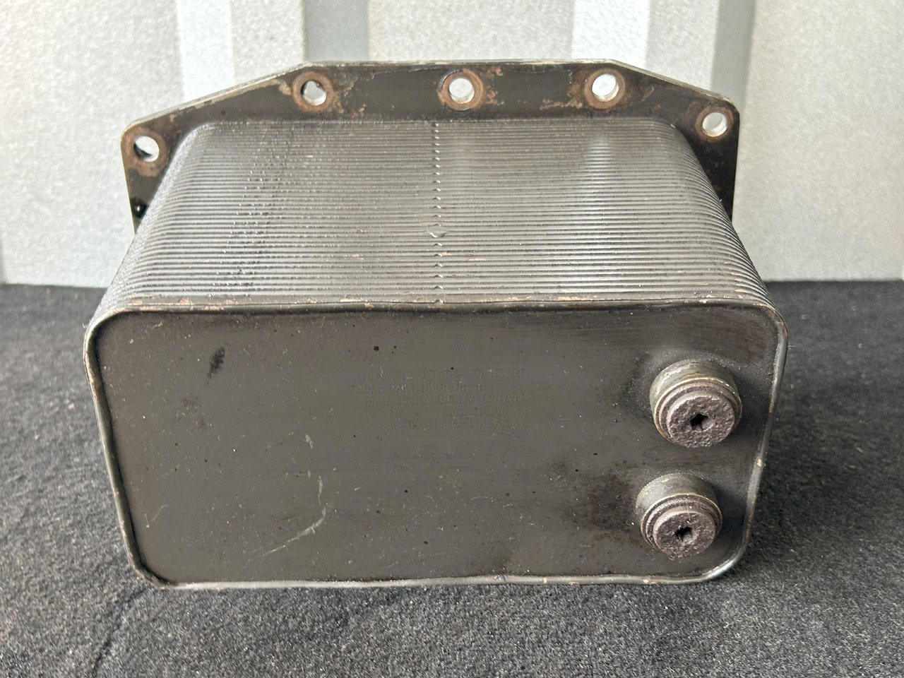 DAF XF 106 MX-11 44 OIL COOLER - 오일 쿨러 : 사진 4 DAF XF 106 MX-11 44 OIL COOLER - 오일 쿨러 : 사진 4