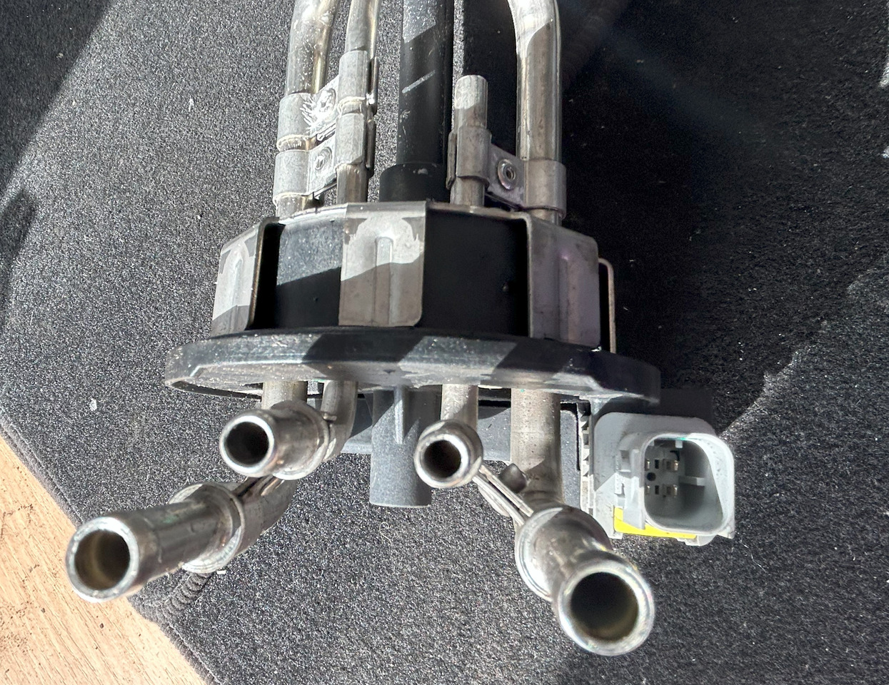 DAF XF 106 TEMPERATURE AND ADBLUE LEVEL SENSOR - 센서 : 사진 5 DAF XF 106 TEMPERATURE AND ADBLUE LEVEL SENSOR - 센서 : 사진 5