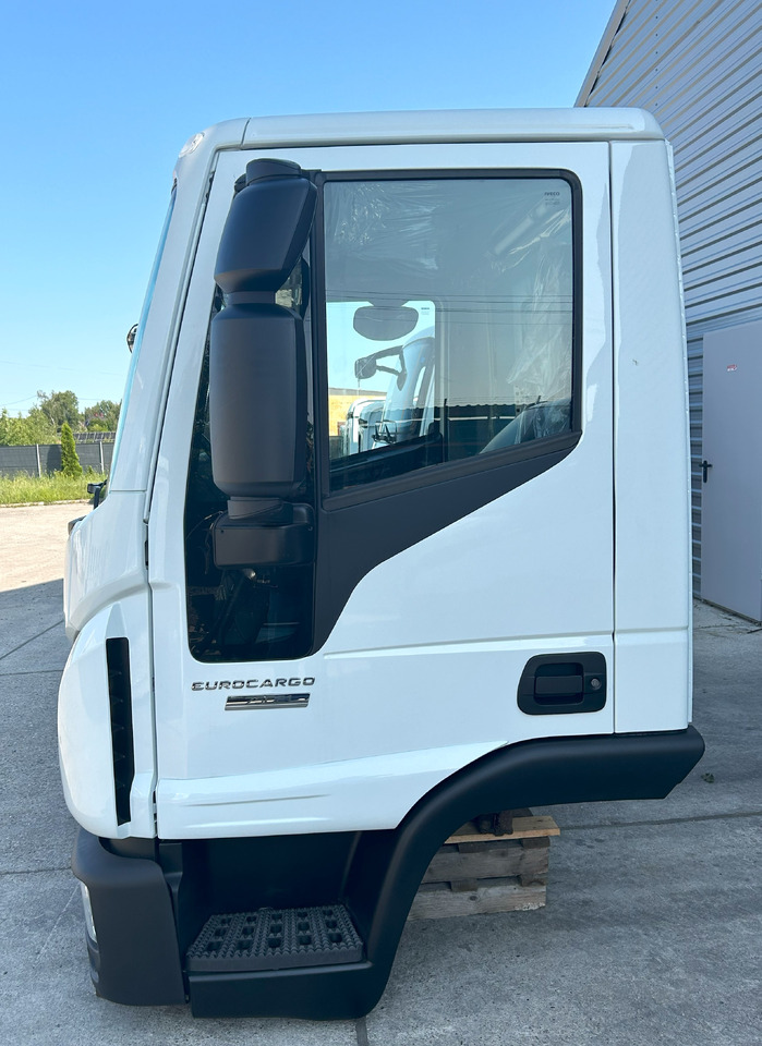 IVECO Eurocargo 75 DAY cabine Fahrerhaus Cab 2025 - 운전실 차량 용 : 사진 4 IVECO Eurocargo 75 DAY cabine Fahrerhaus Cab 2025 - 운전실 차량 용 : 사진 4