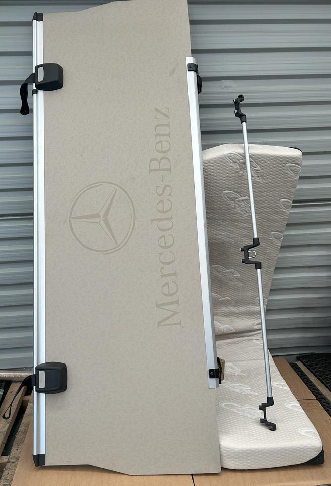 MERCEDES ACTROS MP4 UPPER BED COUCH WITH MATTRESS PREMIUM COMFORT - 범용 부품 : 사진 1 MERCEDES ACTROS MP4 UPPER BED COUCH WITH MATTRESS PREMIUM COMFORT - 범용 부품 : 사진 1