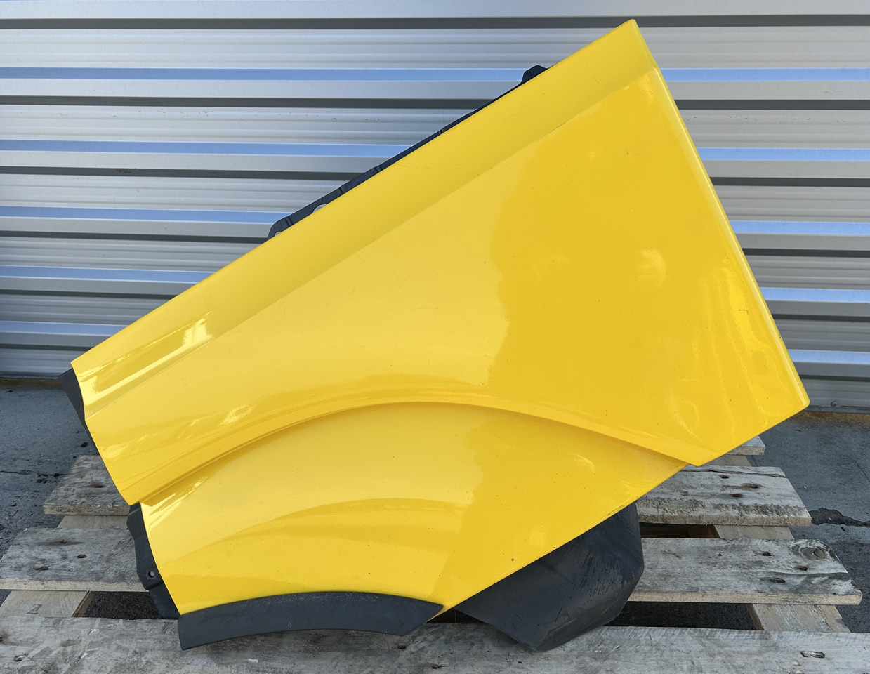 MERCEDES ACTROS MP5 STORAGE COMPARTMENT EXTENSION OF THE STEPS LEFT - 범용 부품 : 사진 1 MERCEDES ACTROS MP5 STORAGE COMPARTMENT EXTENSION OF THE STEPS LEFT - 범용 부품 : 사진 1
