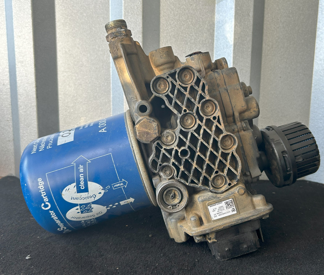 MERCEDES-BENZ AROCS MP4 EAPU AIR DRYER - 브레이크 부품 트럭 용 : 사진 1 MERCEDES-BENZ AROCS MP4 EAPU AIR DRYER - 브레이크 부품 트럭 용 : 사진 1