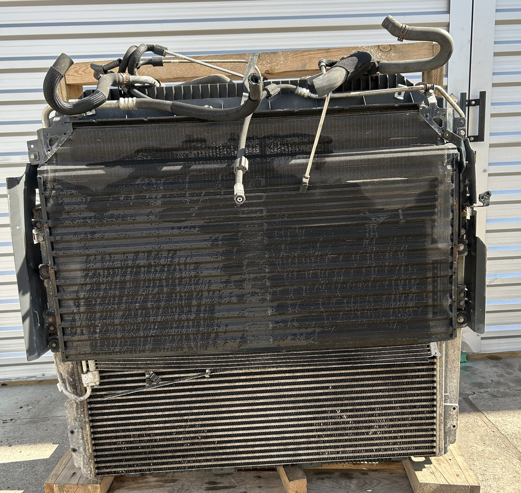 Mercedes ACTROS MP4 COOLERS SET - 냉장고 유닛 : 사진 1 Mercedes ACTROS MP4 COOLERS SET - 냉장고 유닛 : 사진 1