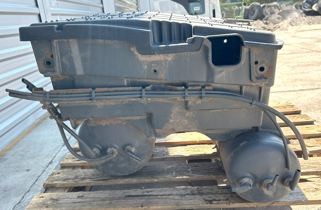 Mercedes AROCS MP4 BATTERY BOX WITH CYLINDERS - 배터리 트럭 용 : 사진 1 Mercedes AROCS MP4 BATTERY BOX WITH CYLINDERS - 배터리 트럭 용 : 사진 1