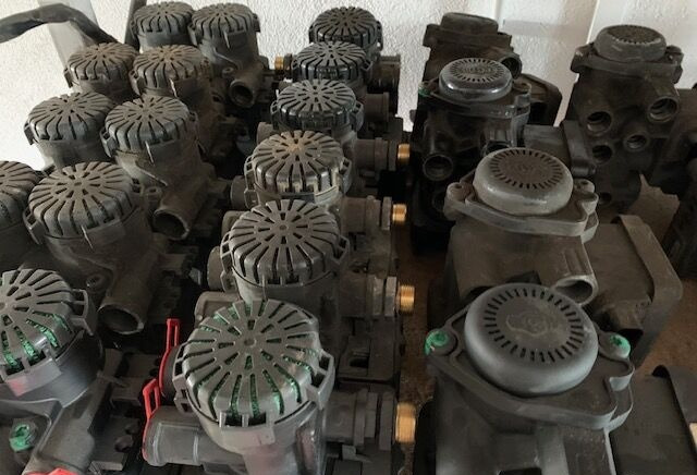 브레이크 밸브 트럭 용 WABCO 1867002 DAF XF 106 truck : 사진 6 브레이크 밸브 트럭 용 WABCO 1867002 DAF XF 106 truck : 사진 6