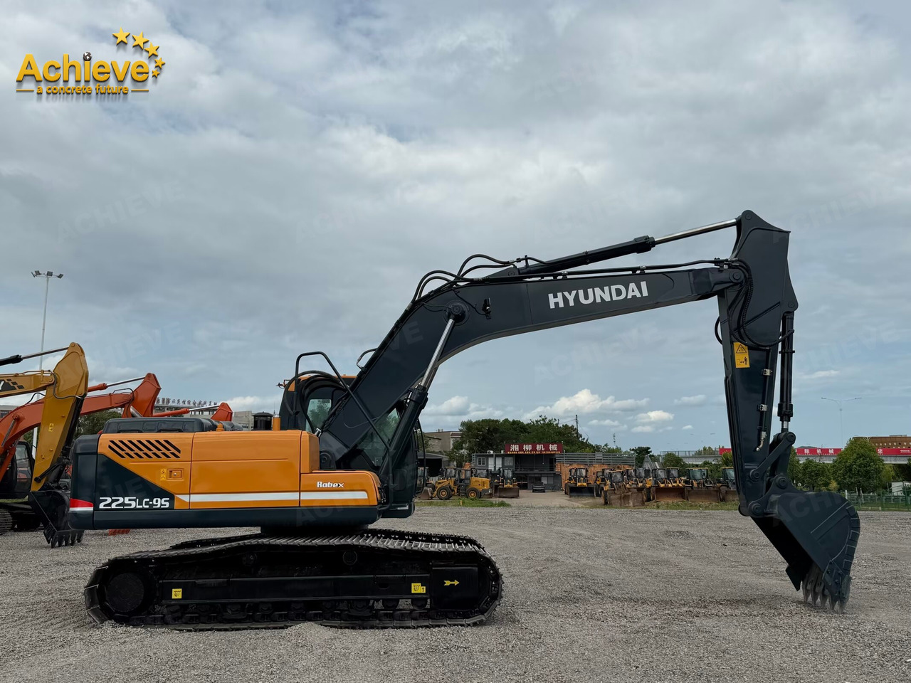 Hyundai Hyundai Heavy Industries R225LC-9 excavator  Cummins B5.9-C  112/1950kw/rpm 1.05m³ 22ton Remanufactured【ACHIEVE】 TOP CONDITION!!! - 크롤러 굴삭기 : 사진 2 Hyundai Hyundai Heavy Industries R225LC-9 excavator  Cummins B5.9-C  112/1950kw/rpm 1.05m³ 22ton Remanufactured【ACHIEVE】 TOP CONDITION!!! - 크롤러 굴삭기 : 사진 2