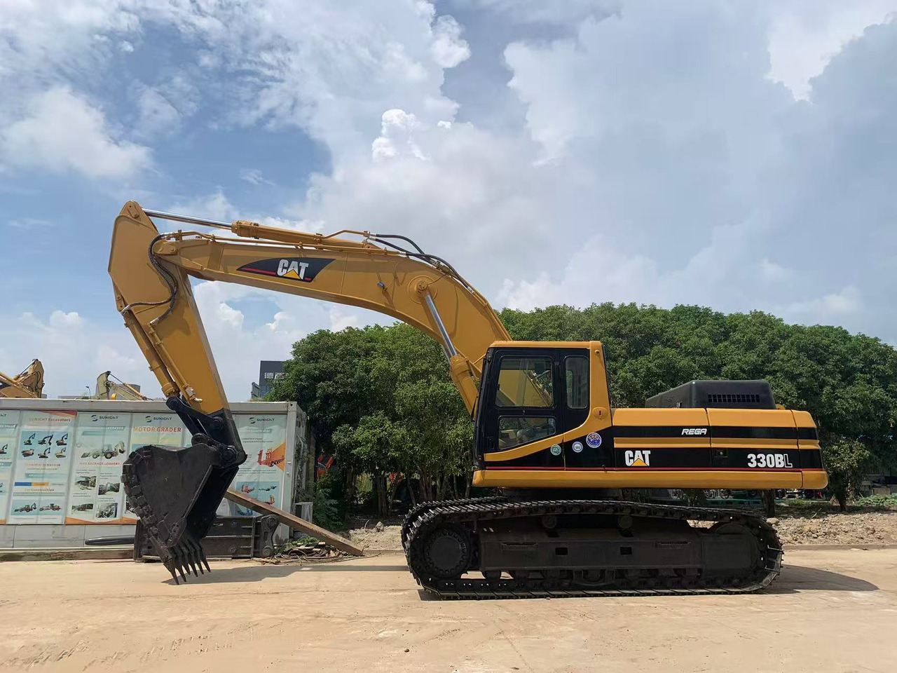 Caterpillar 30 ton Mining Excavator CAT 330B, 330BL - 크롤러 굴삭기 : 사진 1 Caterpillar 30 ton Mining Excavator CAT 330B, 330BL - 크롤러 굴삭기 : 사진 1