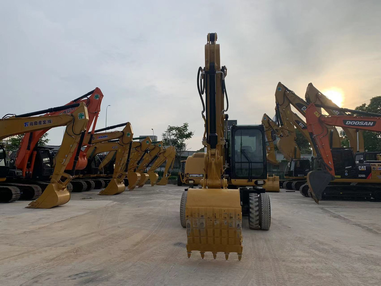 Caterpillar M315D Wheel Excavator Moving by Tires - 휠 굴삭기 : 사진 5 Caterpillar M315D Wheel Excavator Moving by Tires - 휠 굴삭기 : 사진 5