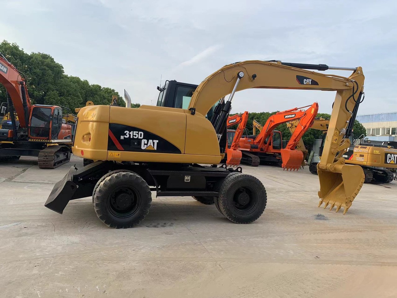 Caterpillar M315D Wheel Excavator Moving by Tires - 휠 굴삭기 : 사진 3 Caterpillar M315D Wheel Excavator Moving by Tires - 휠 굴삭기 : 사진 3