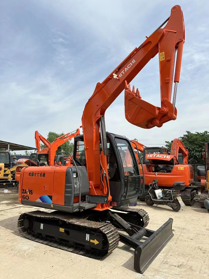 Hitachi ZX60 Mini Excavator Cheap Machine - 크롤러 굴삭기 : 사진 1 Hitachi ZX60 Mini Excavator Cheap Machine - 크롤러 굴삭기 : 사진 1