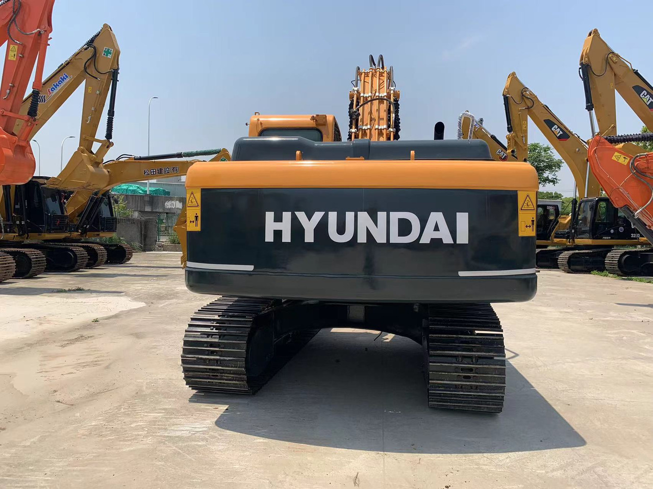 Hyundai 22 ton Excavator 220LC-9S Good Condition Construction Machine - 크롤러 굴삭기 : 사진 5 Hyundai 22 ton Excavator 220LC-9S Good Condition Construction Machine - 크롤러 굴삭기 : 사진 5