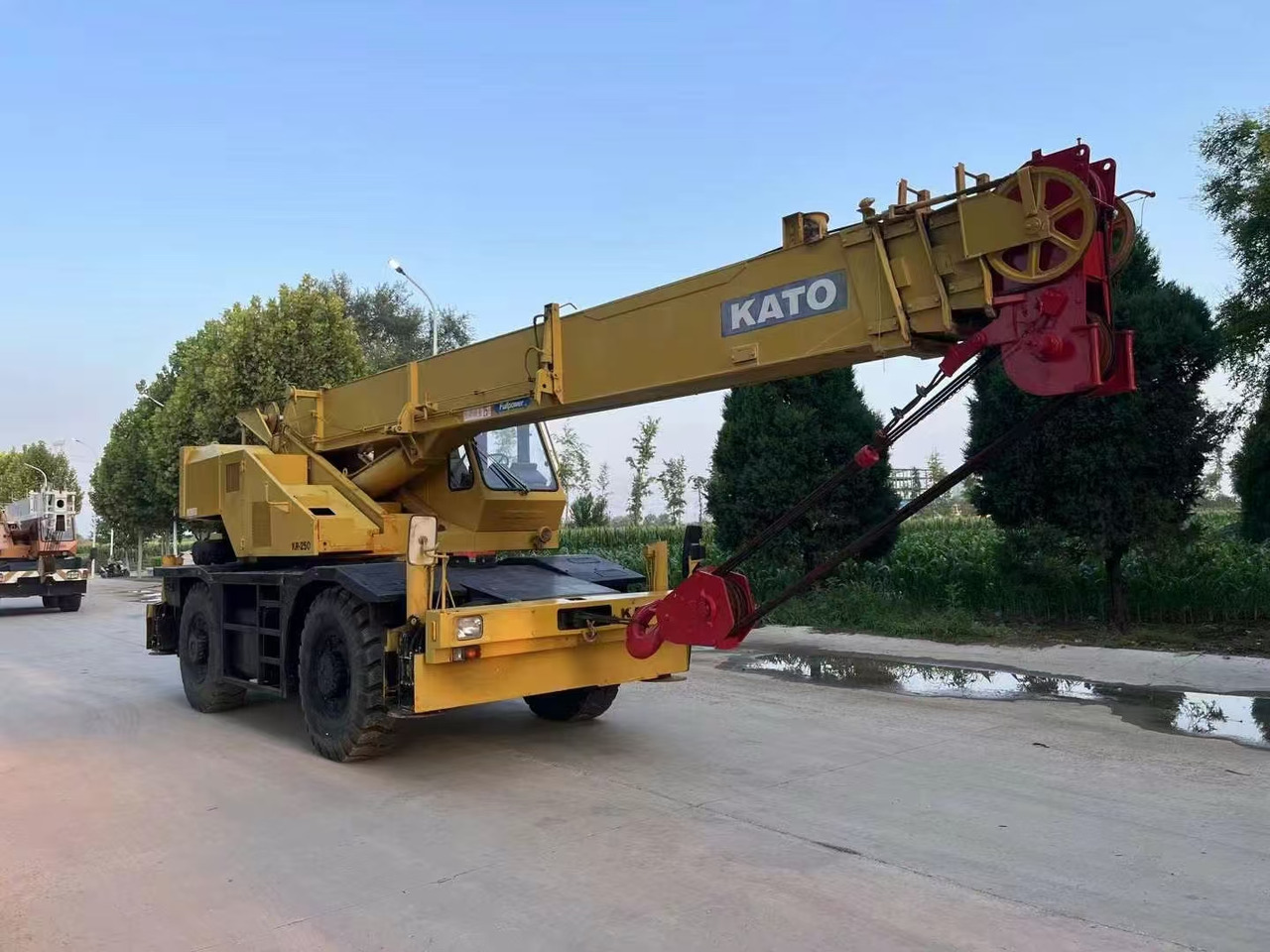 KATO KR250 Good Price 25 ton Rough Terrain Crane - 모바일 크레인 : 사진 1 KATO KR250 Good Price 25 ton Rough Terrain Crane - 모바일 크레인 : 사진 1