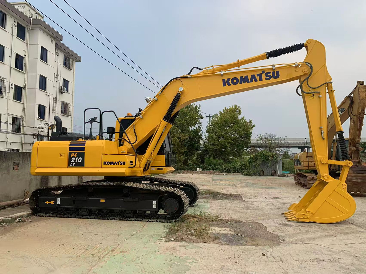 Komatsu Crawler Excavator PC210, PC200 Good Price Japan Excavator - 크롤러 굴삭기 : 사진 4 Komatsu Crawler Excavator PC210, PC200 Good Price Japan Excavator - 크롤러 굴삭기 : 사진 4