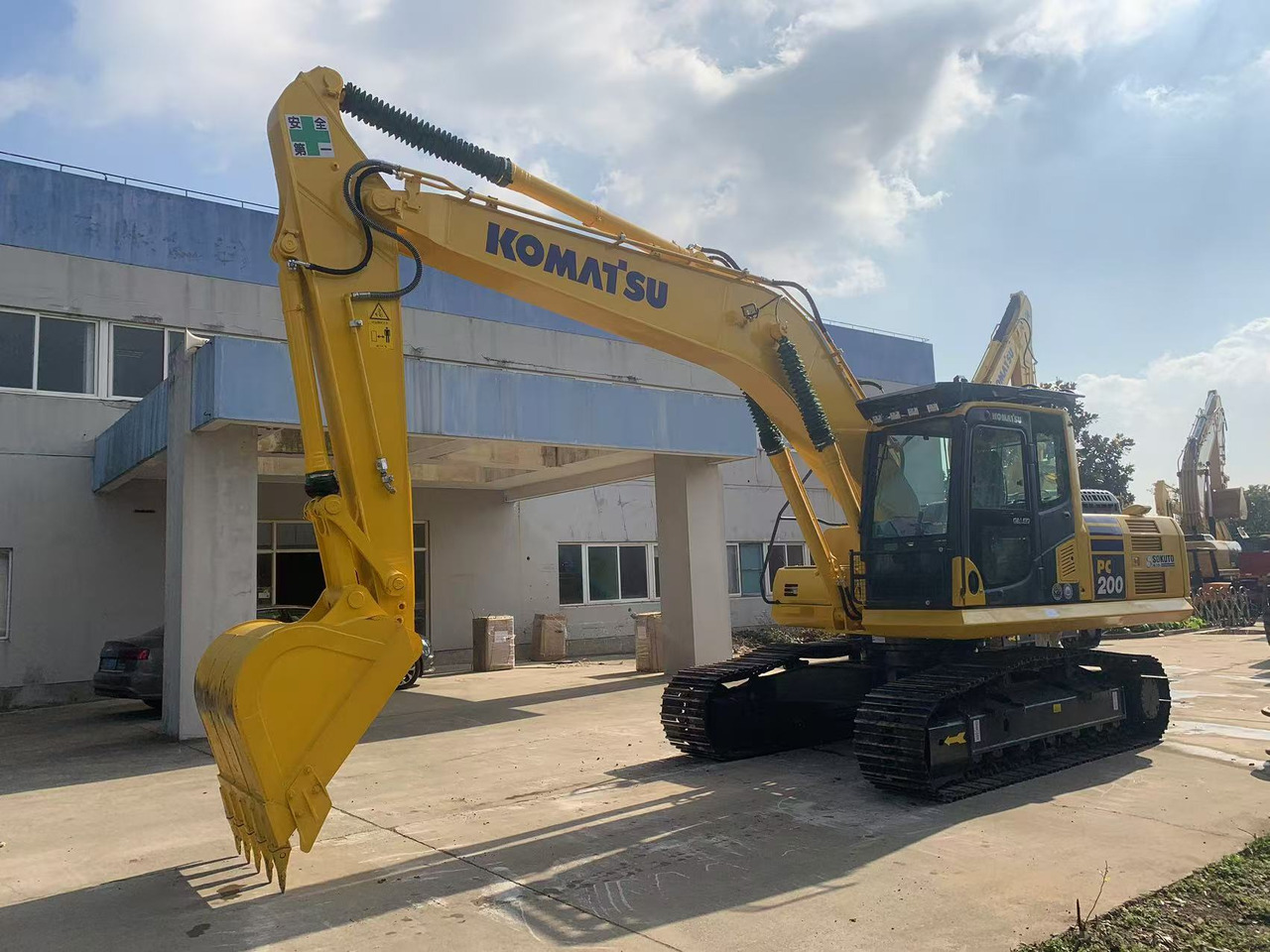 Komatsu Excavator PC200, PC210, PC220 Japan Origin Construction Machine - 크롤러 굴삭기 : 사진 3 Komatsu Excavator PC200, PC210, PC220 Japan Origin Construction Machine - 크롤러 굴삭기 : 사진 3