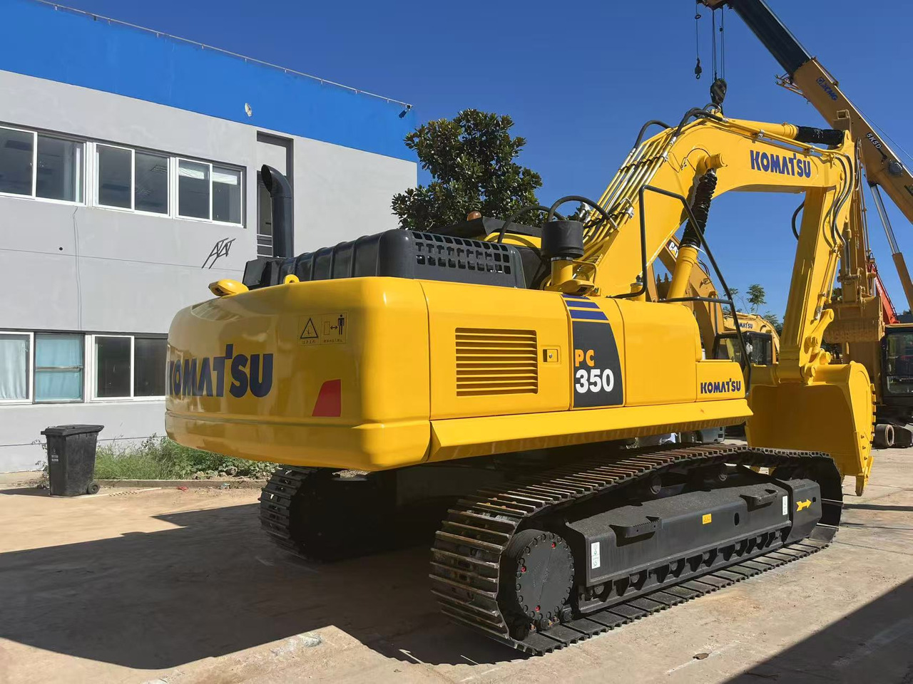 Komatsu PC350 Secondhand Big Excavator 35 ton Capacity - 크롤러 굴삭기 : 사진 2 Komatsu PC350 Secondhand Big Excavator 35 ton Capacity - 크롤러 굴삭기 : 사진 2