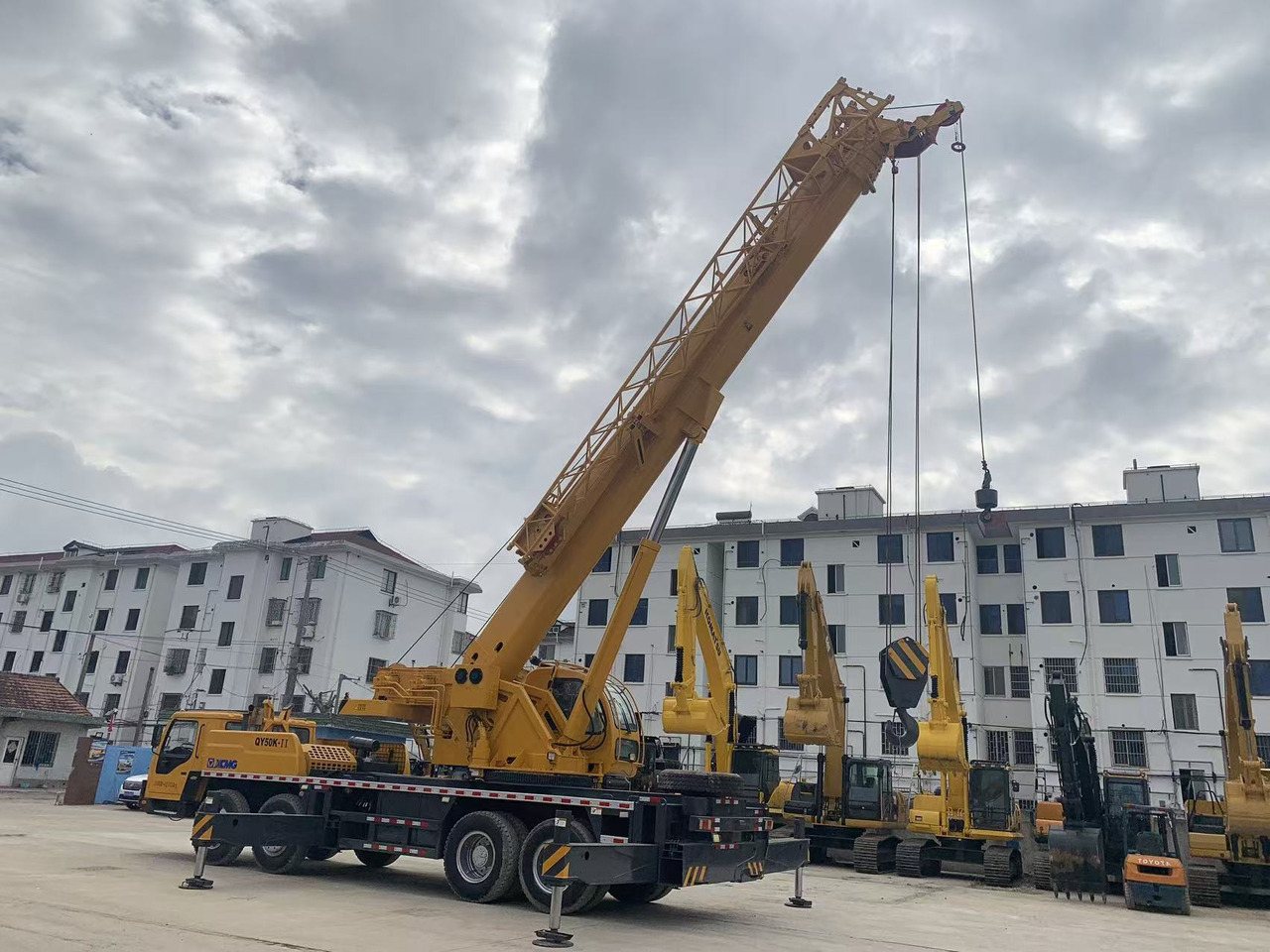 XCMG Truck Crane QY50K, QY65K, QY70K Good Price on Sale - 모바일 크레인 : 사진 4 XCMG Truck Crane QY50K, QY65K, QY70K Good Price on Sale - 모바일 크레인 : 사진 4