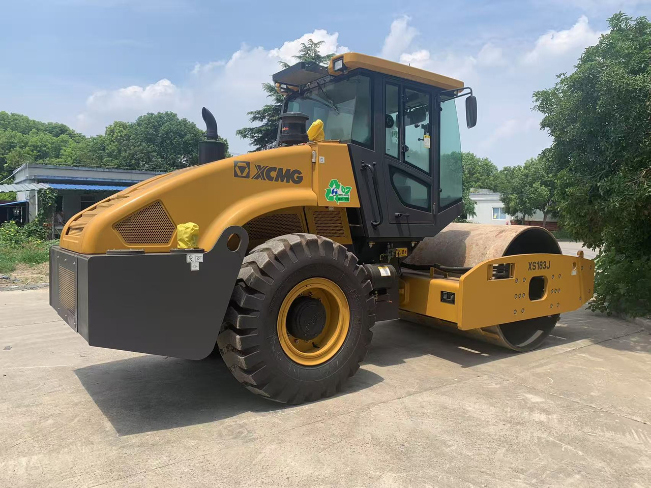 XCMG Vibratory Road roller XS183J Brand New Condition - 로드 롤러 : 사진 2 XCMG Vibratory Road roller XS183J Brand New Condition - 로드 롤러 : 사진 2