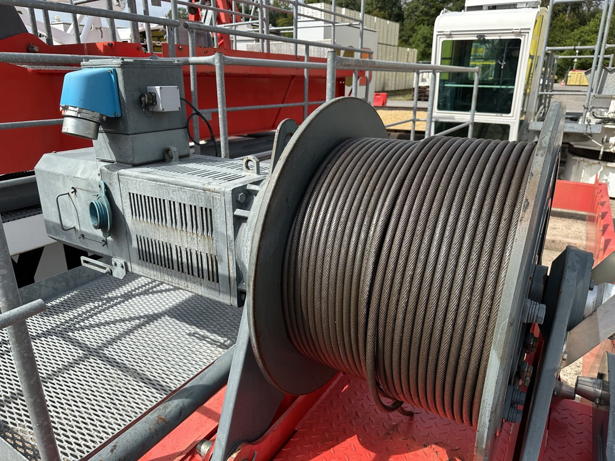 LIEBHERR 150 EC-B 8 Litronic - 타워 크레인 : 사진 3 LIEBHERR 150 EC-B 8 Litronic - 타워 크레인 : 사진 3