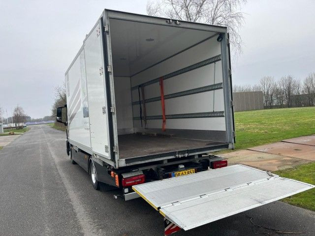 MAN TGL 8.220 4x2 - 박스 트럭 : 사진 4 MAN TGL 8.220 4x2 - 박스 트럭 : 사진 4