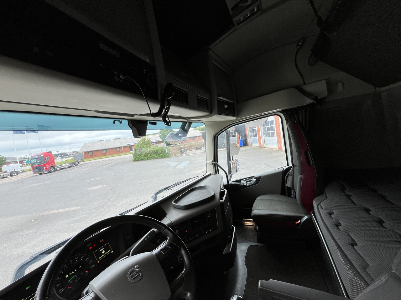 Volvo FH500 6x2 - 트랙터 유닛 : 사진 5 Volvo FH500 6x2 - 트랙터 유닛 : 사진 5