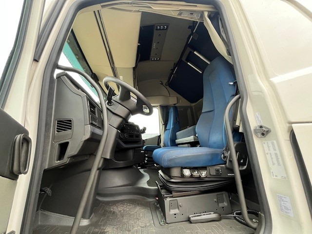 Volvo FH500TC 6x2 - 트랙터 유닛 : 사진 5 Volvo FH500TC 6x2 - 트랙터 유닛 : 사진 5