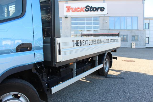FUSO Canter 4C15E M - BATT. - 플랫베드 밴 : 사진 4 FUSO Canter 4C15E M - BATT. - 플랫베드 밴 : 사진 4