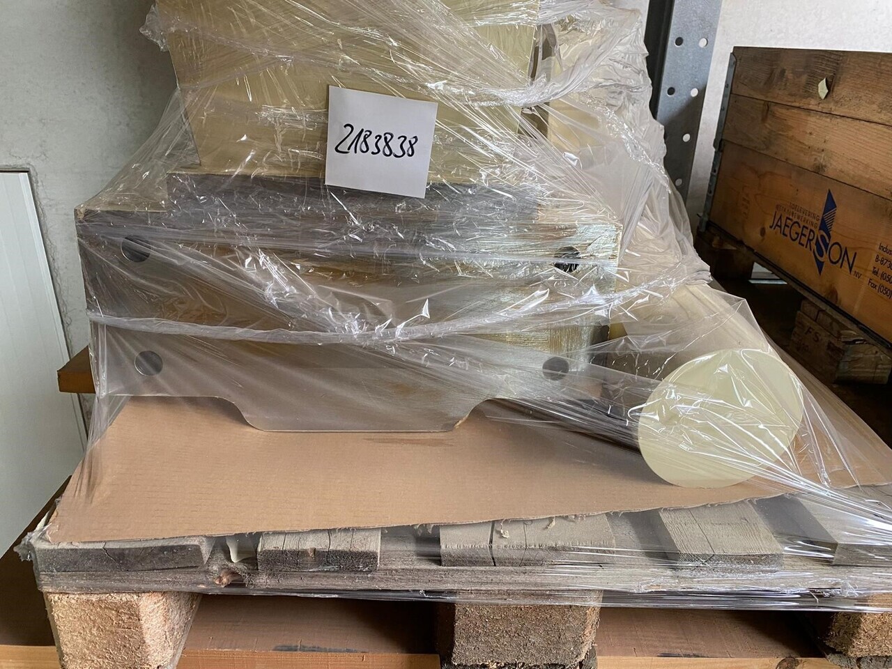 O&K Terex RH40 Spacer piece 2183838 4020426 535-4269 - 예비 부속 트럭 용 : 사진 1 O&K Terex RH40 Spacer piece 2183838 4020426 535-4269 - 예비 부속 트럭 용 : 사진 1