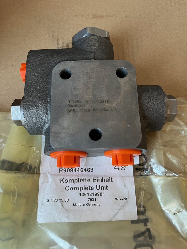 REXROTH R909446469 Flushing & Boost valve - 예비 부속 굴착기 용 : 사진 2 REXROTH R909446469 Flushing & Boost valve - 예비 부속 굴착기 용 : 사진 2