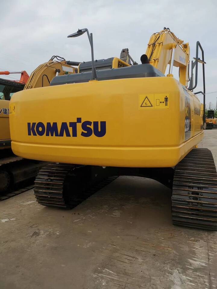 Komatsu PC220-8 - 크롤러 굴삭기 : 사진 2 Komatsu PC220-8 - 크롤러 굴삭기 : 사진 2