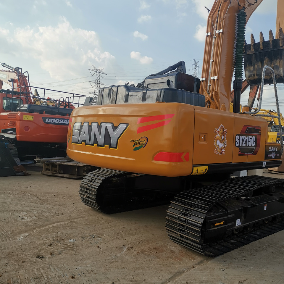 SANY SY215C - 크롤러 굴삭기 : 사진 3 SANY SY215C - 크롤러 굴삭기 : 사진 3