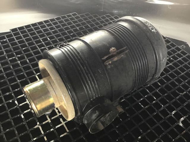 Liebherr Air Filter - 공기 필터 : 사진 1 Liebherr Air Filter - 공기 필터 : 사진 1