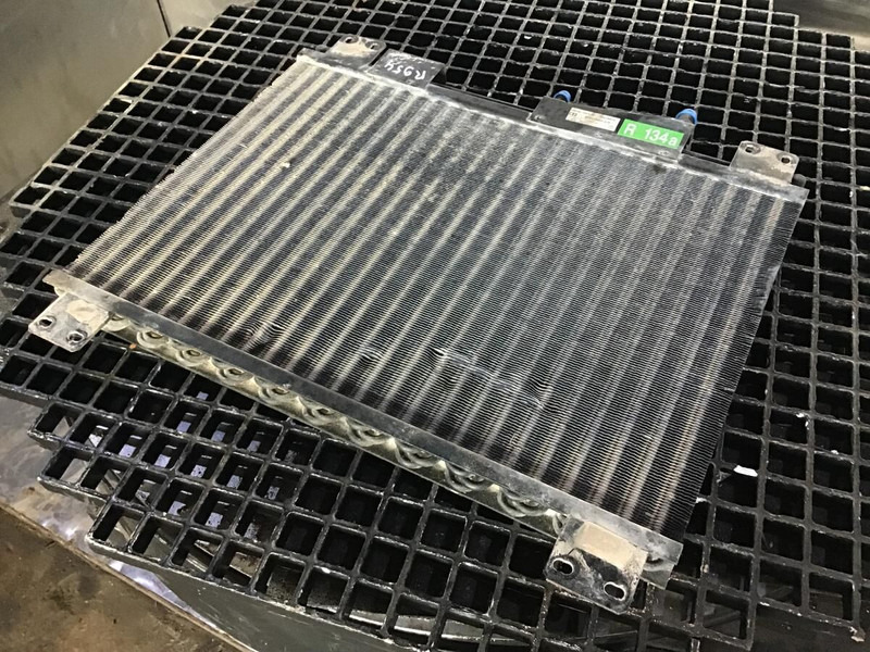 Liebherr Airco Condenser - 에어컨 부품 : 사진 1 Liebherr Airco Condenser - 에어컨 부품 : 사진 1