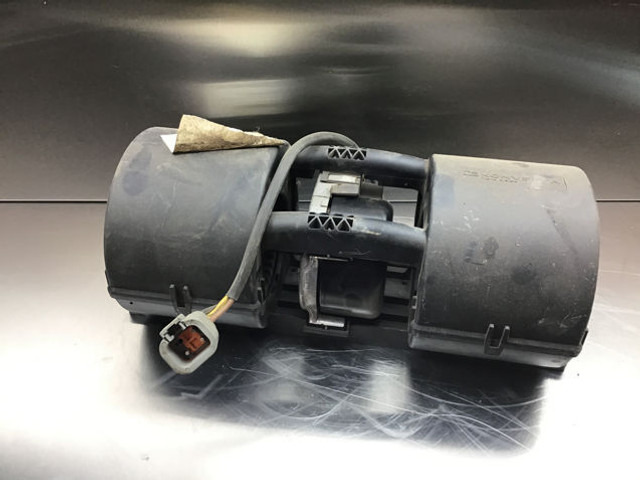 Liebherr Blower - 송풍기 모터 : 사진 4 Liebherr Blower - 송풍기 모터 : 사진 4