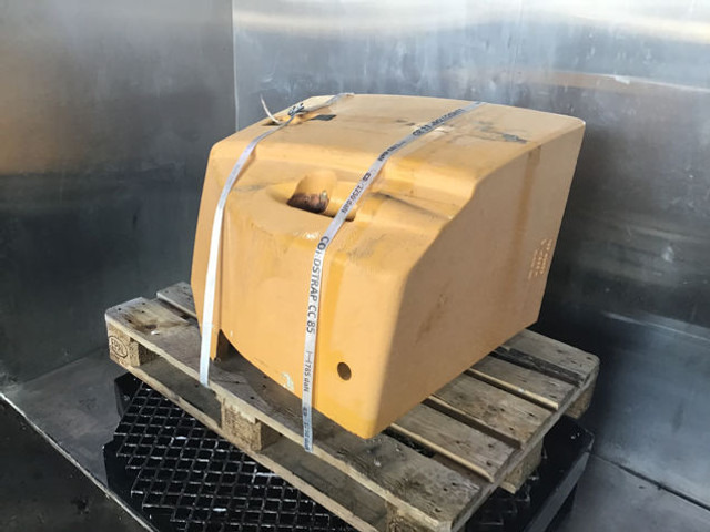 Liebherr Counterweight Right - 카운터 웨이트 건설기계 용 : 사진 1 Liebherr Counterweight Right - 카운터 웨이트 건설기계 용 : 사진 1