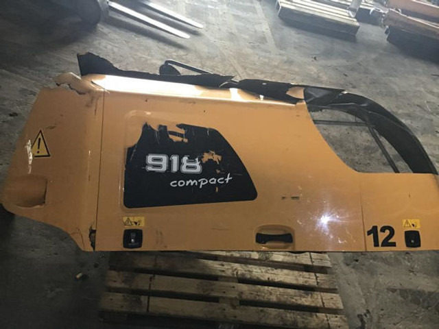 Liebherr Engine Hood - 차양 : 사진 1 Liebherr Engine Hood - 차양 : 사진 1