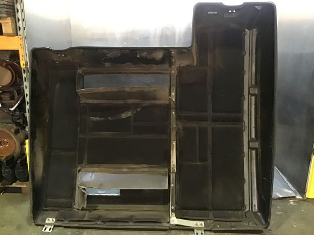 Liebherr Engine Hood - 차양 : 사진 5 Liebherr Engine Hood - 차양 : 사진 5