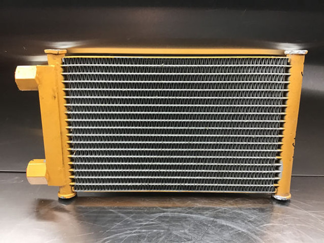 Liebherr Fuelcooler - 오일 쿨러 : 사진 2 Liebherr Fuelcooler - 오일 쿨러 : 사진 2