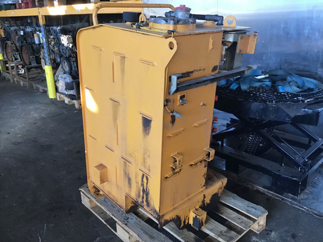 Liebherr Hydraulic Tank - 유압 탱크 : 사진 2 Liebherr Hydraulic Tank - 유압 탱크 : 사진 2