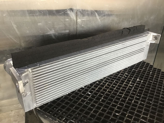 Liebherr Intercooler - 인터쿨러 : 사진 2 Liebherr Intercooler - 인터쿨러 : 사진 2