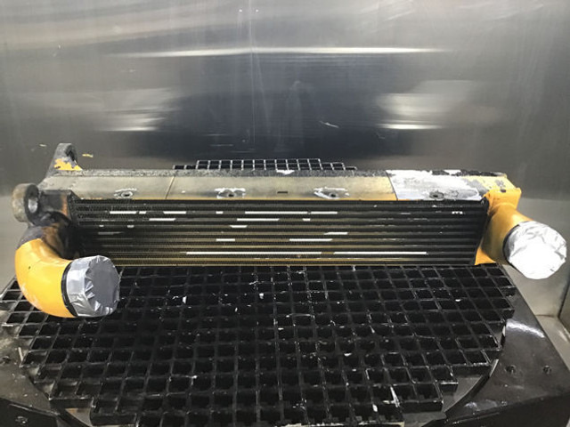 Liebherr Intercooler - 인터쿨러 : 사진 2 Liebherr Intercooler - 인터쿨러 : 사진 2